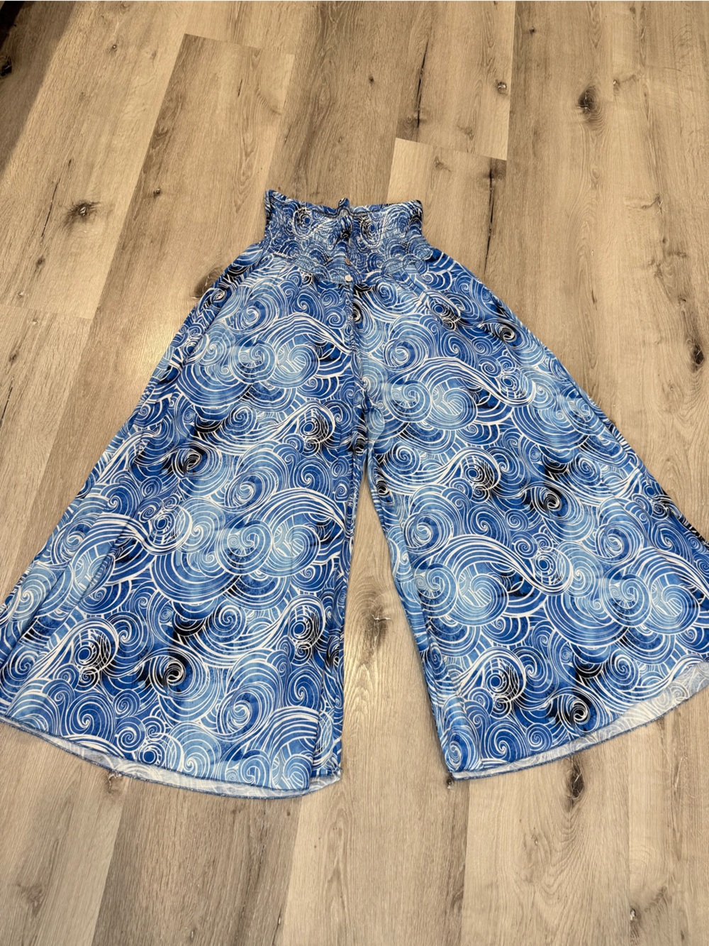 Blue Swirl Pattern Women’s pants
